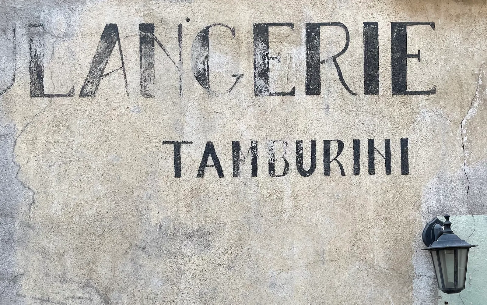 ...Langerie Tamburini