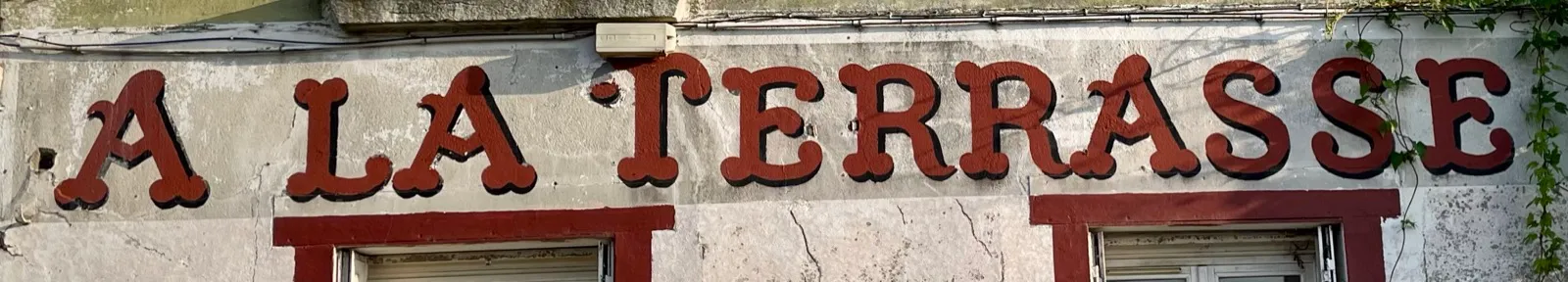 A La Terrasse